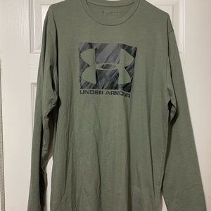 Under armour shirt